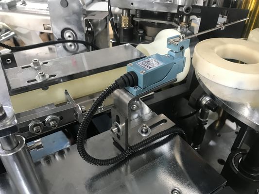 Anmerkung Kundendienst 65-85 Stück/min Medium-Speed-Papierkuppenmachmaschine Automatische Formmaschine