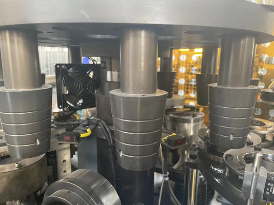 15KW Spannung 380V 50HZ Hochgeschwindigkeitsmaschine zur Herstellung von Papierkügeln Vollautomatik Einweg-Tee-Papierkügel-Herstellmaschine
